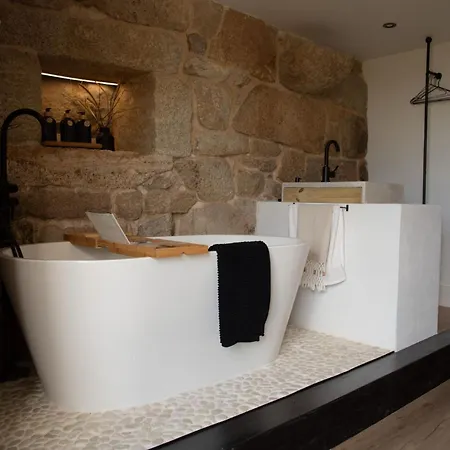 Holiday home O Rio Da Meiga *