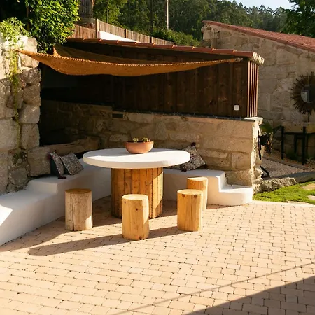 Holiday home O Rio Da Meiga *